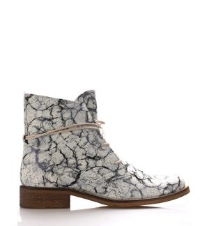 Kožené šněrovací boty se vzorem Online Shoes
